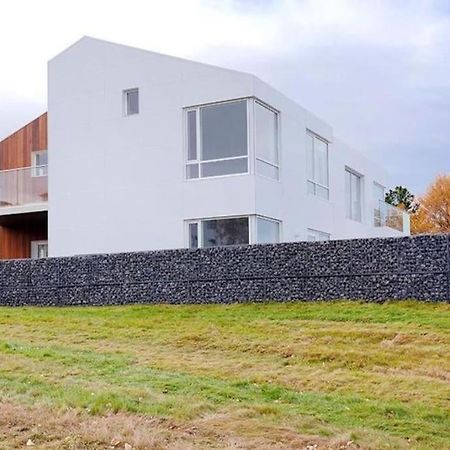 Modern Luxury Apartment - Ocean & Mountain Views Рейкьявик Экстерьер фото